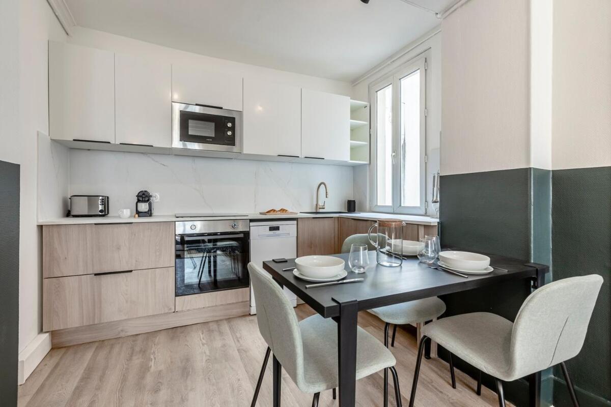 Appartement 42#opera #louvre #paris02 #2bedrooms #ac