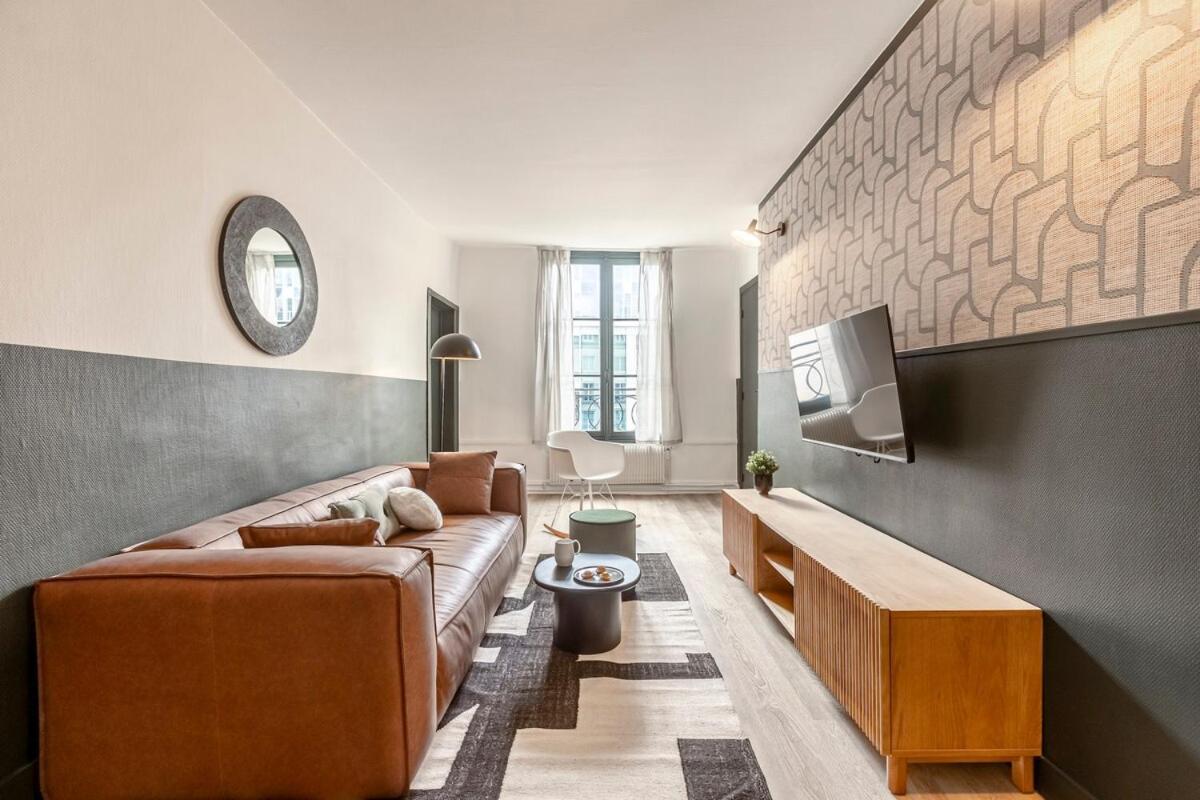 Appartement 42#opera #louvre #paris02 #2bedrooms #ac *
